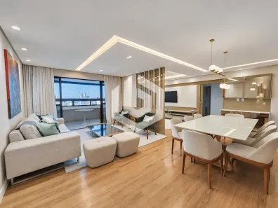Apartamento com 3 Quartos para alugar, 147m² no Espinheiro, Recife
