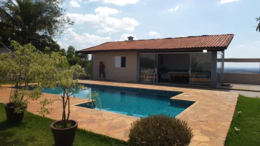 Fazenda/Sítio com 4 Quartos à venda, 1000m² no , Mairinque