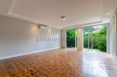 Sobrado com 4 Quartos à venda, 360m² no Vila Santo Antônio, Americana