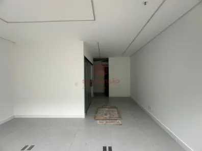 Sala Comercial à venda, 47m² no Saco Grande, Florianópolis