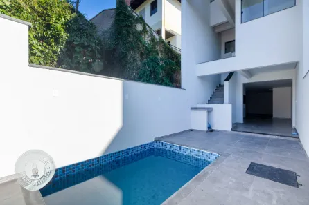 Sobrado com 3 Quartos à venda, 124m² no Escola Agrícola, Blumenau