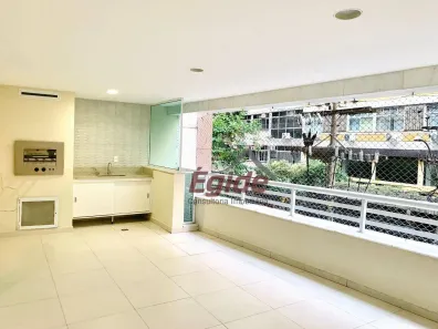 Apartamento com 4 Quartos para alugar, 240m² no Icaraí, Niterói