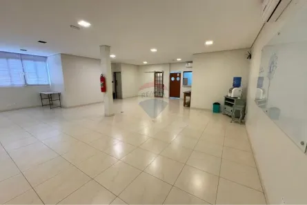 Sala Comercial para alugar, 200m² no Nova Ribeirânia, Ribeirão Preto