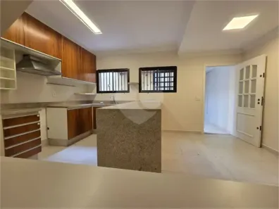 Sobrado com 3 Quartos para venda ou aluguel, 150m² no Alto da Lapa, São Paulo