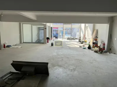 Ponto Comercial para alugar, 910m² no Jardim Peri Peri, São Paulo