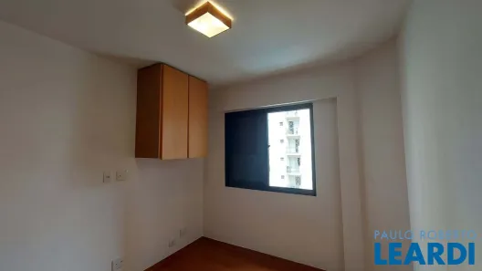 Apartamento com 2 Quartos para alugar, 101m² no Indianópolis, São Paulo