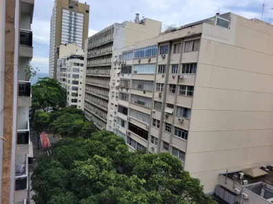 Apartamento com 2 Quartos à venda, 61m² no Copacabana, Rio de Janeiro
