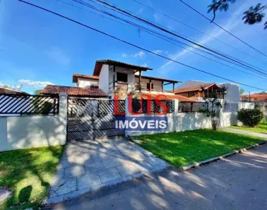 Casa com 3 Quartos à venda, 700m² no Camboinhas, Niterói