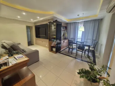 Apartamento com 2 Quartos para alugar, 66m² no Itacorubi, Florianópolis