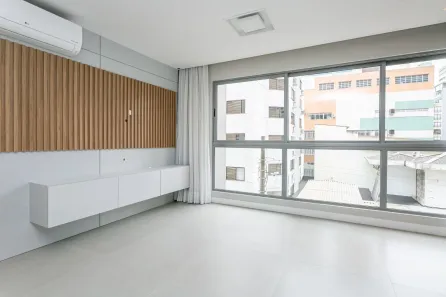 Apartamento com 2 Quartos à venda, 71m² no Centro, Florianópolis