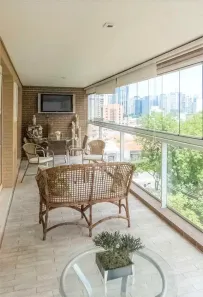 Apartamento com 2 Quartos para venda ou aluguel, 130m² no Vila Nova Conceição, São Paulo