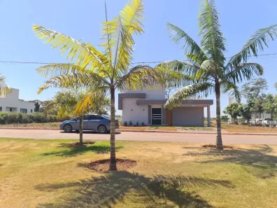 Casa com 3 Quartos à venda, 1746m² no Centro, Trindade