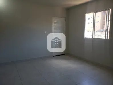 Apartamento com 2 Quartos à venda, 46m² no Chácaras Tubalina e Quartel, Uberlândia
