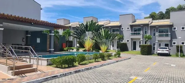 Casa com 3 Quartos à venda, 84m² no Lagoa Redonda, Fortaleza