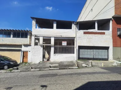 Casa com 3 Quartos à venda, 625m² no Centro, Nilópolis