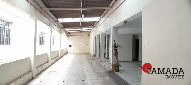 Galpão/Depósito/Armazém à venda, 677m² no Vila Marieta, São Paulo