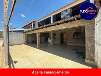 Casa com 4 Quartos à venda, 180m² no Setor Central, Brasília