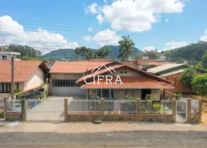 Casa com 4 Quartos à venda, 197m² no Navegantes, Rio do Sul