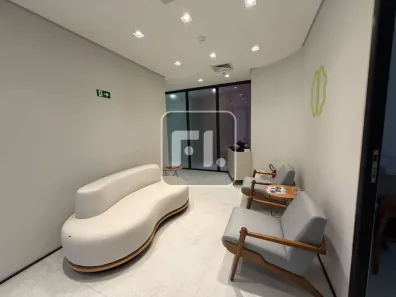 Sala Comercial para alugar, 204m² no Vila Olímpia, São Paulo