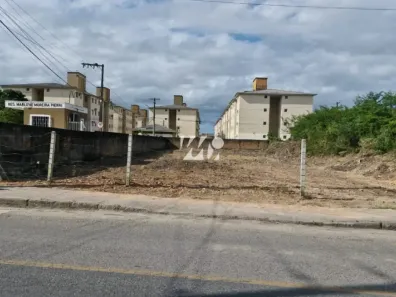 Lote/Terreno à venda, 717m² no Barra do Aririú, Palhoça