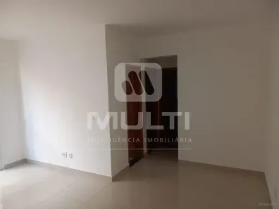Apartamento com 2 Quartos para alugar, 75m² no Santa Mônica, Uberlândia