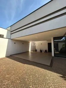Casa com 3 Quartos à venda, 189m² no Parque das Laranjeiras Prolongamento, Rio Verde
