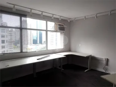 Sala Comercial à venda, 152m² no Vila Olímpia, São Paulo