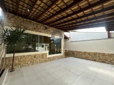 Casa com 3 Quartos para alugar, 140m² no Jardim Sarapiranga, Jundiaí