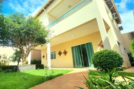 Sobrado com 4 Quartos à venda, 302m² no Tabajaras, Uberlândia