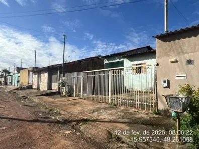 Casa com 2 Quartos à venda, 250m² no Vila Montes Claros II, Santo Antônio do Descoberto