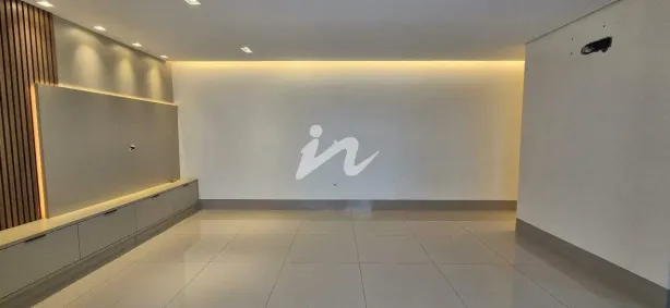 Apartamento com 3 Quartos para alugar, 96m² no Segismundo Pereira, Uberlândia