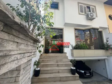 Casa com 3 Quartos para alugar, 196m² no Jardim Vila Mariana, São Paulo