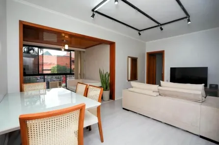 Apartamento com 3 Quartos para alugar, 100m² no Passo da Areia, Porto Alegre