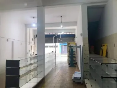 Sobrado com 6 Quartos para alugar, 180m² no Jardim Oriental, São Paulo