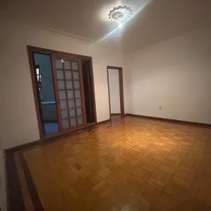 Apartamento com 3 Quartos para alugar, 110m² no Santana, Porto Alegre