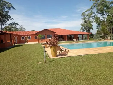 Fazenda/Sítio com 5 Quartos à venda, 700m² no Vila Martins, Itu