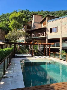 Casa de Condomínio com 4 Quartos à venda, 410m² no Itacoatiara, Niterói
