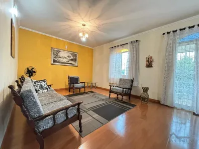 Sobrado com 4 Quartos à venda, 246m² no Jardim Leonor, Campinas