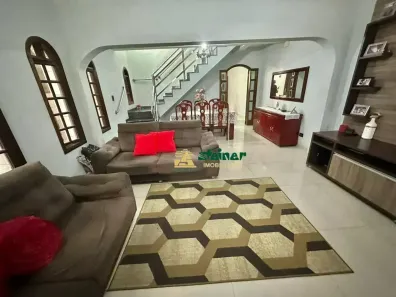 Sobrado com 3 Quartos à venda, 183m² no Vila Galvão, Guarulhos