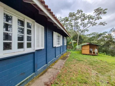 Casa de Condomínio com 2 Quartos à venda, 1200m² no Araras, Petrópolis