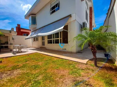 Casa de Condomínio com 4 Quartos à venda, 310m² no Alphaville, Santana de Parnaíba