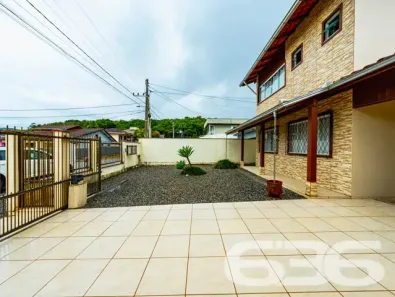 Sobrado com 1 Quarto à venda, 100m² no Boehmerwald, Joinville