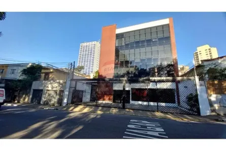Prédio Comercial para alugar, 800m² no Vila Guarani (Z Sul), São Paulo