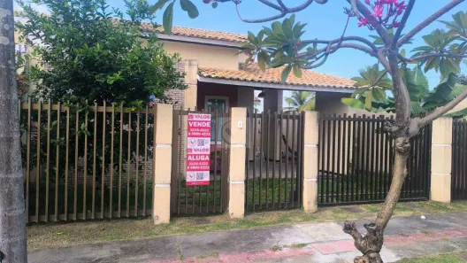 Casa de Condomínio com 3 Quartos para alugar, 140m² no Aruana, Aracaju