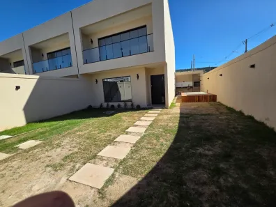 Sobrado com 4 Quartos à venda, 140m² no Pedra de Guaratiba, Rio de Janeiro