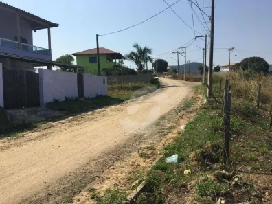 Lote/Terreno à venda, 476m² no Jacaroá, Maricá