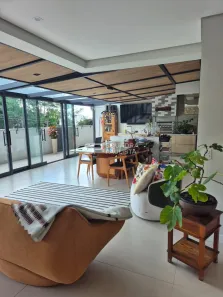 Apartamento com 3 Quartos à venda, 210m² no Vila Sofia, São Paulo