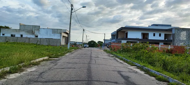 Lote/Terreno à venda, 450m² no Camará, Aquiraz