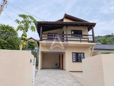 Casa com 3 Quartos para alugar, 120m² no Morro das Pedras, Florianópolis