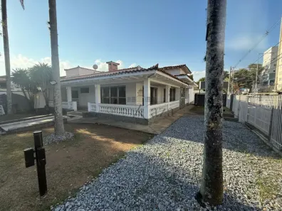 Imóvel Comercial com 3 Quartos à venda, 470m² no Jardim Apolo I, São José dos Campos